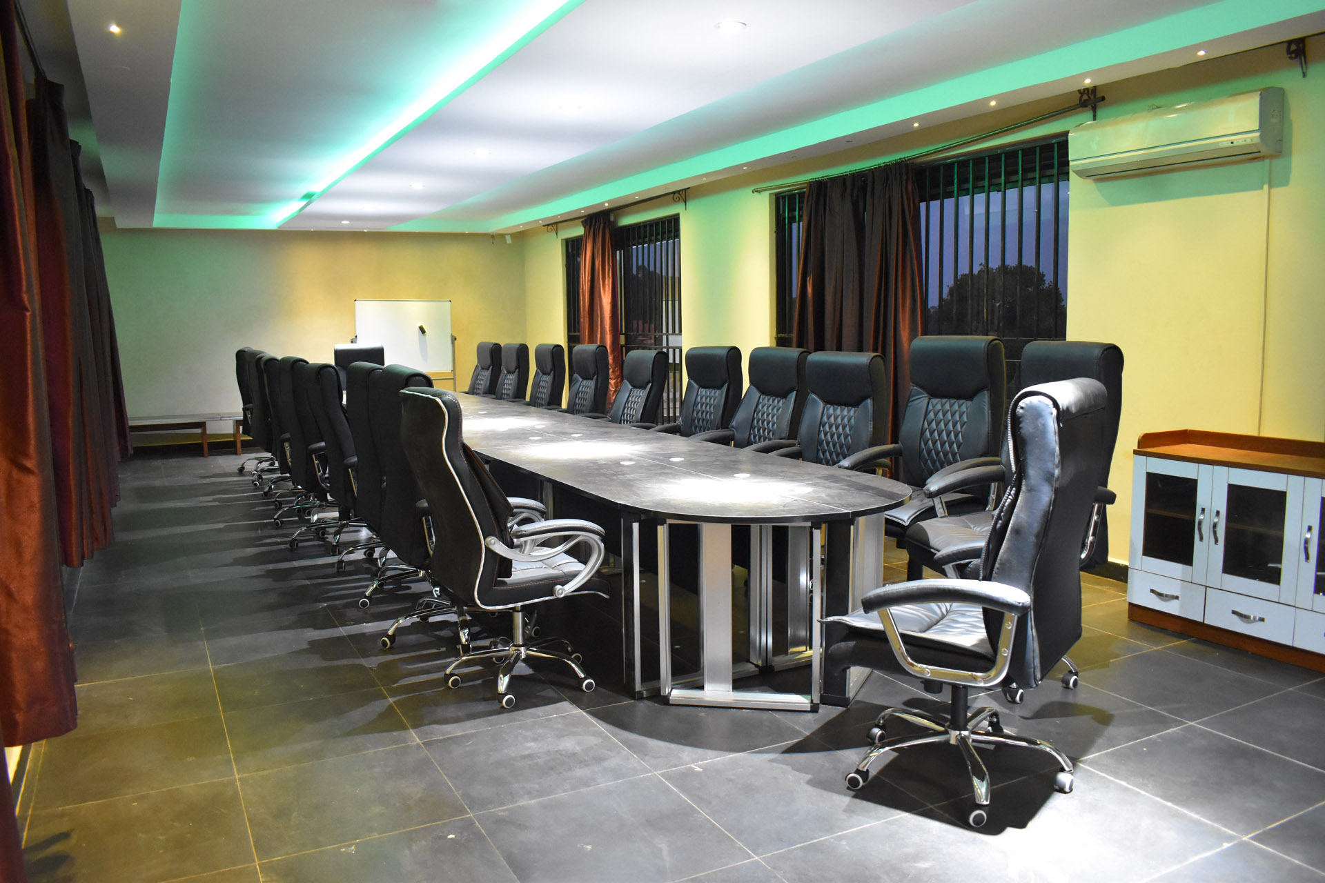 perla-hotels conference